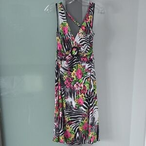 Joseph Ribkoff Size 8 Fully Lined Floral Halter Dress